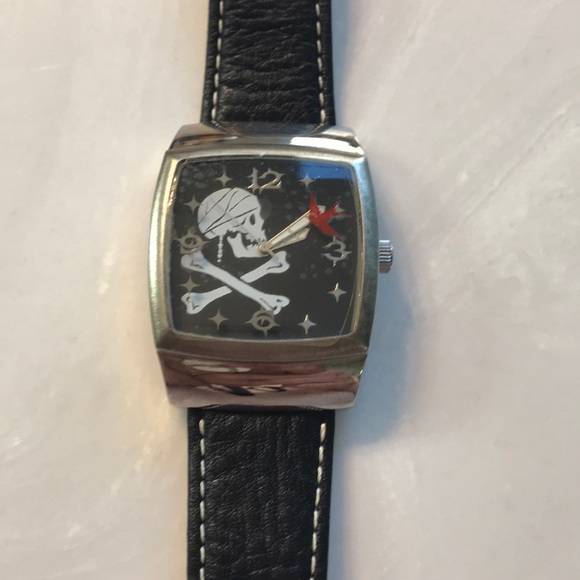 Disney Other - Disney pirates of the Caribbean watch unisex